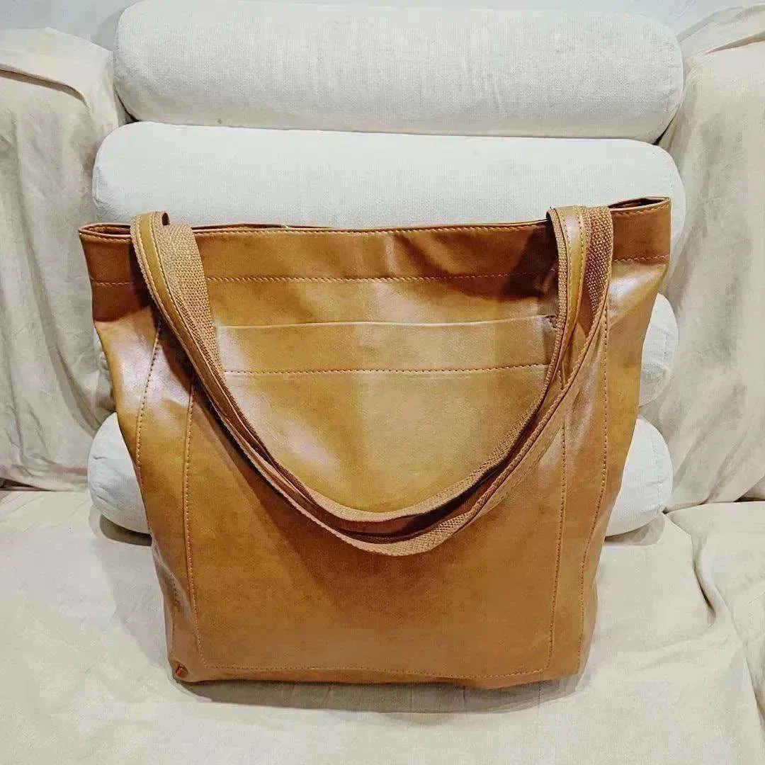 Retro Shoulder Bag Big Pocket Oil Wax Totes